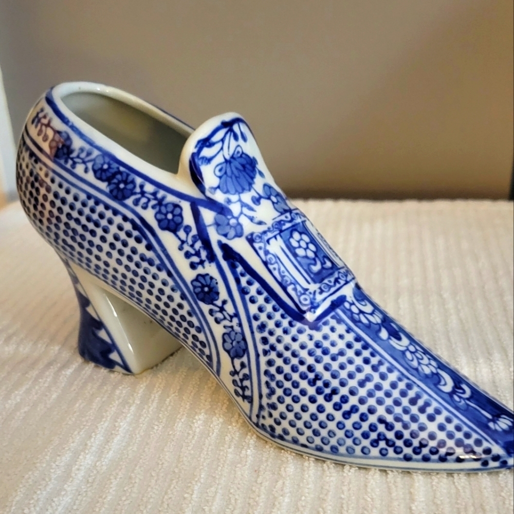 Vintage Porcelain Lady's Shoe